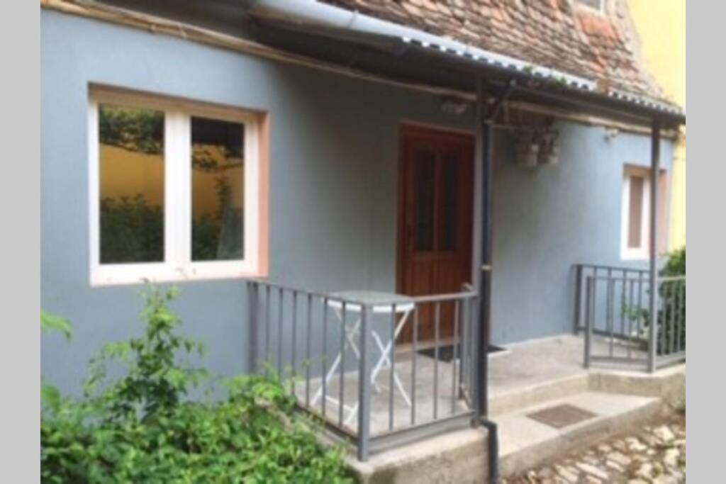 Lamp Street Apartment Sibiu Exterior photo